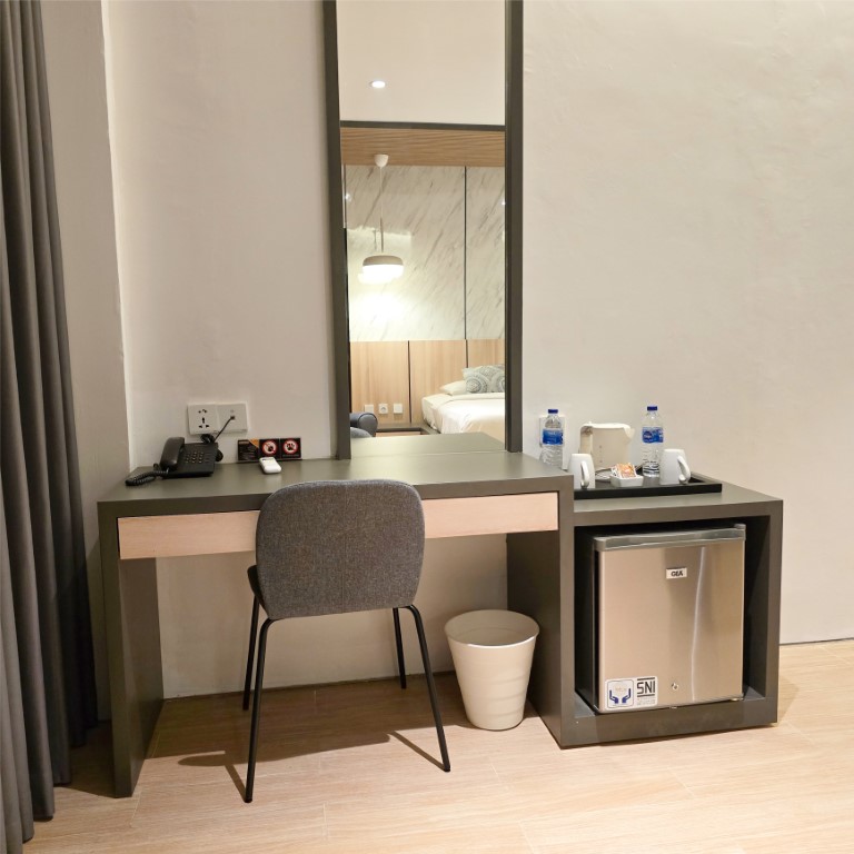 rooms_2e27cf97-7bd3-a2f4-8437-39bbf6bfde4c.jpg
